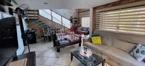Casa com 3 Quartos à venda, 180m² no Vila Progresso, Niterói