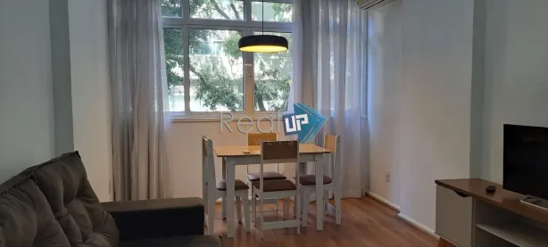 Apartamento com 2 Quartos à venda, 67m² no Copacabana, Rio de Janeiro