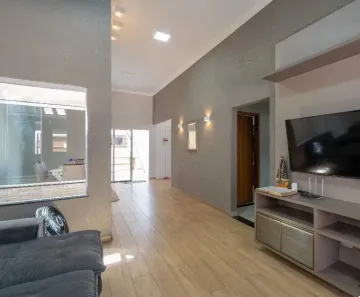 Casa com 3 Quartos à venda, 210m² no Bosque das Araras, Três Lagoas