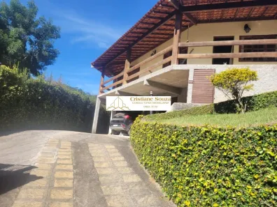 Casa de Condomínio com 3 Quartos à venda, 600m² no Serrinha, Teresópolis
