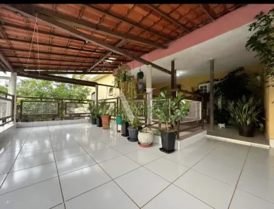 Casa com 3 Quartos à venda, 237m² no Riacho das Pedras, Contagem