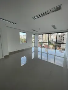 Sala Comercial para alugar, 37m² no Auxiliadora, Porto Alegre