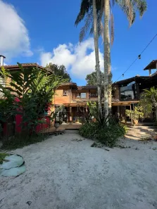 Sobrado com 5 Quartos à venda, 410m² no Boiçucanga, São Sebastião