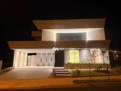 Casa com 3 Quartos à venda, 243m² no Jardim Vitagliano, São José do Rio Preto