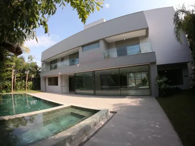 Sobrado com 6 Quartos à venda, 950m² no Cerâmica, São Caetano do Sul