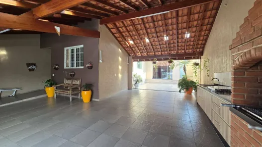 Casa com 2 Quartos à venda, 199m² no Balneário Riviera, Americana