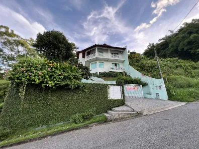 Casa com 2 Quartos à venda, 357m² no Centro I, Brusque