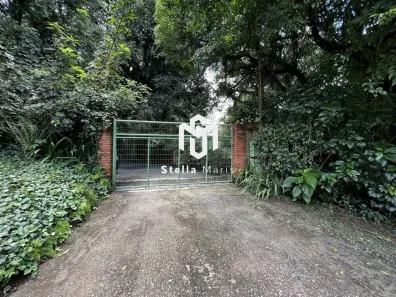 Fazenda/Sítio com 3 Quartos para venda ou aluguel, 271m² no Taboleiro Verde, Cotia