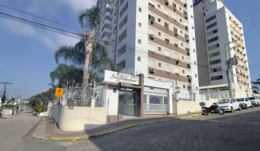 Apartamento com 2 Quartos à venda, 70m² no Barreiros, São José