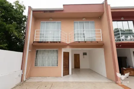 Casa de Condomínio com 3 Quartos à venda, 150m² no Santa Felicidade, Curitiba