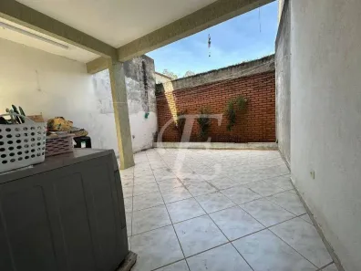 Sobrado com 3 Quartos à venda, 174m² no Jardim Vivan, São Paulo