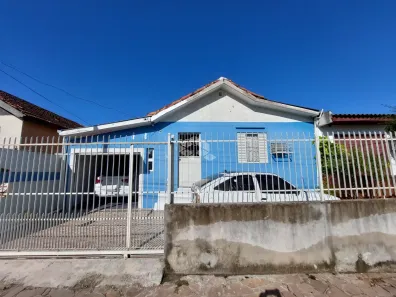 Casa com 4 Quartos à venda, 138m² no Juscelino Kubitschek, Santa Maria