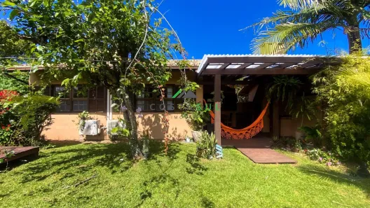 Casa com 3 Quartos à venda, 85m² no Praia da Barra, Garopaba