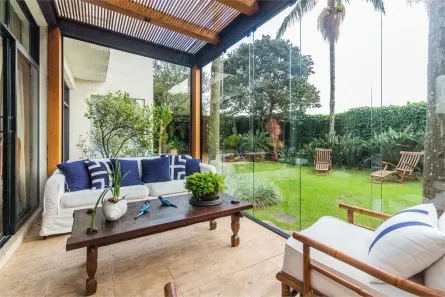Sobrado com 4 Quartos à venda, 700m² no Boaçava, São Paulo