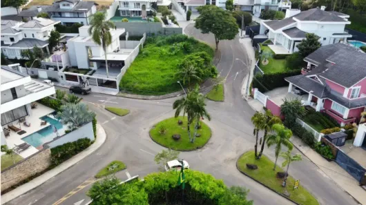 Lote/Terreno à venda, 631m² no América, Joinville