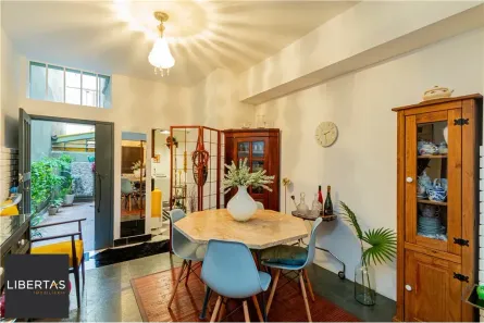 Apartamento com 2 Quartos à venda, 110m² no Independência, Porto Alegre
