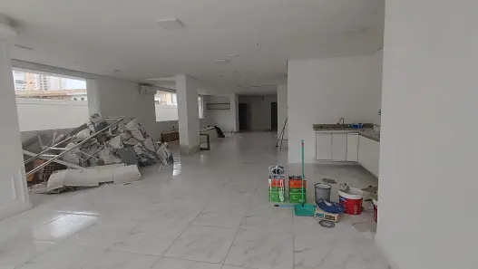Ponto Comercial para alugar, 179m² no Ponta da Praia, Santos