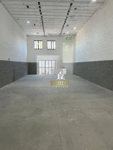 Galpão/Depósito/Armazém para alugar, 210m² no Cerâmica, São Caetano do Sul