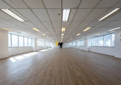 Sala Comercial para alugar, 457m² no Vila Cordeiro, São Paulo