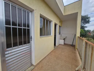 Casa com 1 Quarto para alugar, 40m² no Cajuru do Sul, Sorocaba