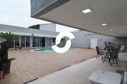 Casa com 5 Quartos à venda, 385m² no Camboinhas, Niterói
