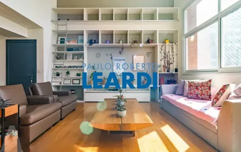 Apartamento com 3 Quartos à venda, 157m² no Cerqueira César, São Paulo