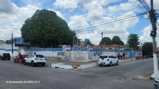 Imóvel Comercial com 4 Quartos para alugar, 600m² no Centro, Arapiraca