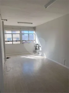 Sala Comercial à venda, 30m² no Centro, Bauru