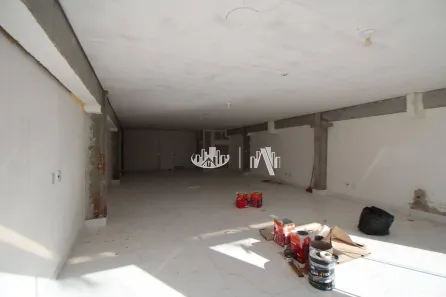 Ponto Comercial para alugar, 200m² no Jardim Londrilar, Londrina