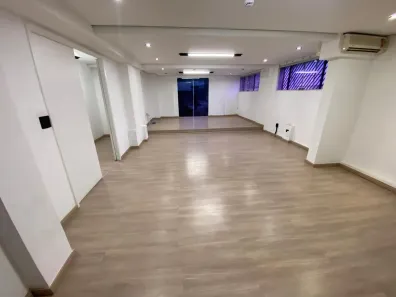 Ponto Comercial à venda, 200m² no Butantã, São Paulo