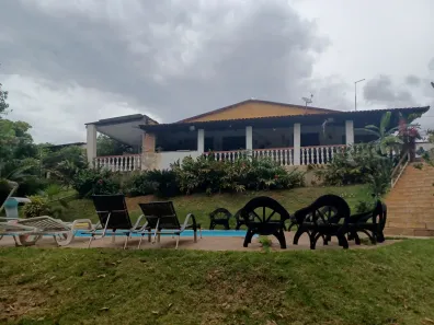 Casa de Condomínio com 4 Quartos à venda, 650m² no Setor Habitacional Arniqueira, Brasília