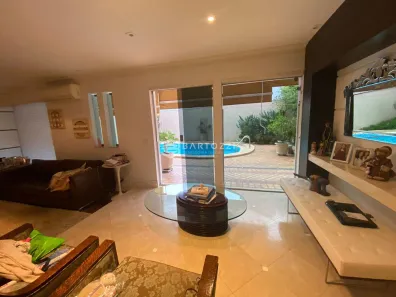 Sobrado com 4 Quartos à venda, 233m² no Jardim São Caetano, São Caetano do Sul