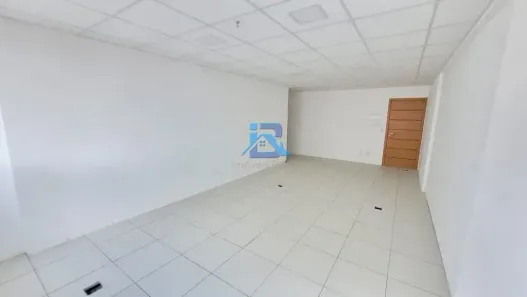 Sala Comercial à venda, 41m² no Vila Brasileira, Itatiba