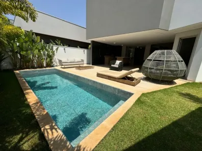 Casa de Condomínio com 3 Quartos à venda, 381m² no Jardim Sul, Uberlândia