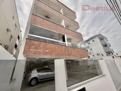 Apartamento com 2 Quartos à venda, 76m² no Areias, São José