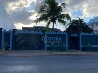 Imóvel Comercial com 4 Quartos à venda, 600m² no Setor Habitacional Arniqueira, Brasília
