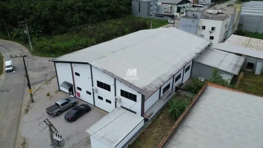 Galpão/Depósito/Armazém à venda, 1233m² no Rio Branco, Brusque