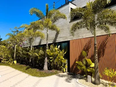 Casa de Condomínio com 3 Quartos à venda, 407m² no Praia do Estaleiro, Balneário Camboriú