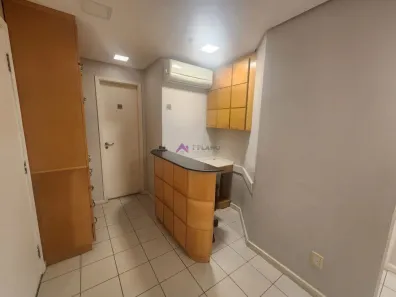 Sala Comercial à venda, 42m² no Liberdade, São Paulo