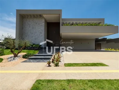 Sobrado com 4 Quartos à venda, 562m² no Parque Cidade, Goiânia
