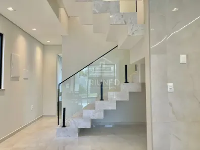 Sobrado com 4 Quartos à venda, 144m² no Coaçu, Eusébio