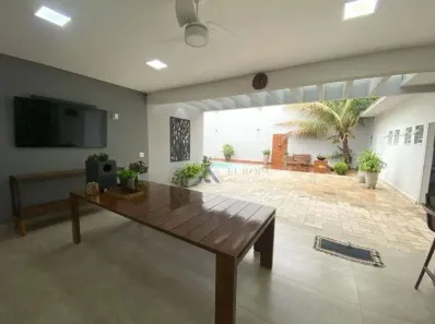 Casa com 4 Quartos à venda, 279m² no Parque Residencial Alcântara, Londrina