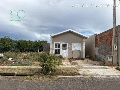 Casa de Condomínio com 2 Quartos à venda, 49m² no Residencial Paquerê, Araçatuba