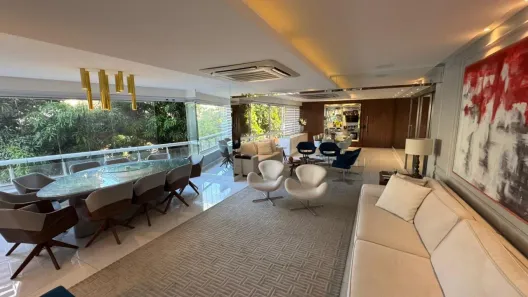 Apartamento com 4 Quartos à venda, 250m² no Casa Forte, Recife