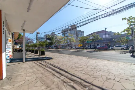 Sala Comercial para alugar, 121m² no Petrópolis, Porto Alegre