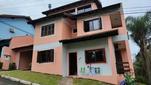 Casa de Condomínio com 4 Quartos à venda, 120m² no Cavalhada, Porto Alegre