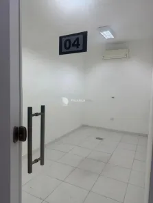 Ponto Comercial para alugar, 12m² no Jardim Satélite, São José dos Campos