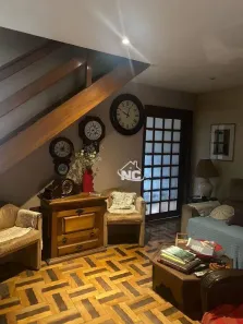 Casa com 4 Quartos à venda, 375m² no Vital Brazil, Niterói