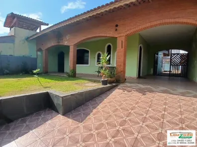Casa com 3 Quartos à venda, 186m² no Balneário Stella Maris, Peruíbe