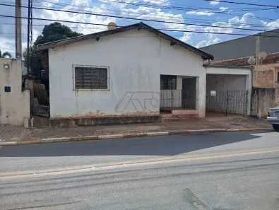 Casa com 3 Quartos à venda, 225m² no São Judas Tadeu, Saltinho